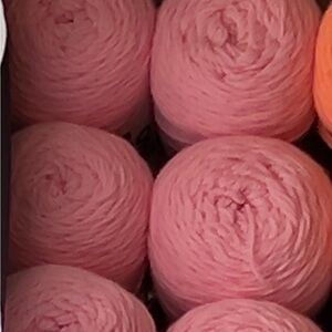 Caron One Pound - Soft pink - 3 left